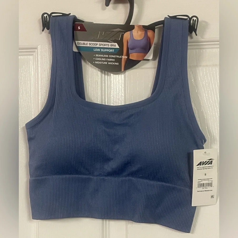 NWT‎ Avia Seamless Double Scoop Sports Bra Blue Moonlight Size Small Low Support
